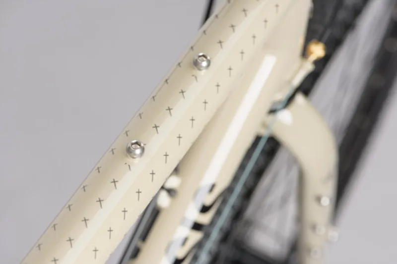 2021 Genesis Croix De Fer 10 Steel Gravel Bike in Brown-7